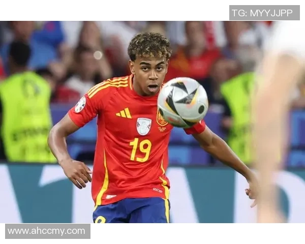 西班牙足球的崛起之路:世界杯预选赛中的年轻力量与成长故事 西班牙足球的崛起之路:世界杯预选赛中的年轻力量与成长故事