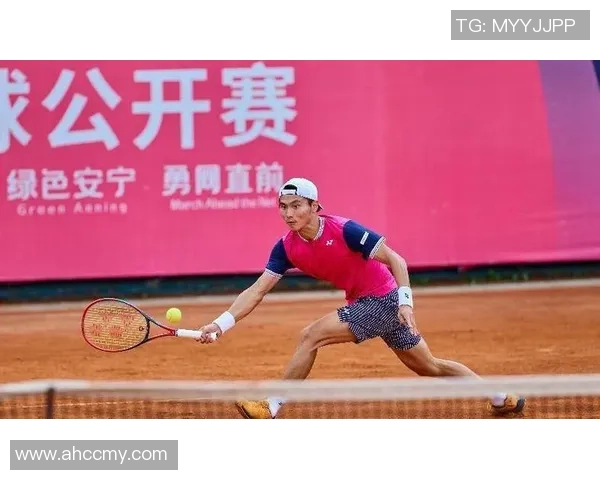 重庆网球队实力强劲荣登全国网球排行榜第三名引发关注