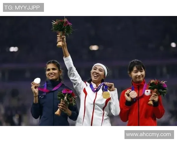 杭州羽毛球队以93分稳居杯赛积分榜首位展现强劲实力 杭州羽毛球队以93分稳居杯赛积分榜首位展现强劲实力