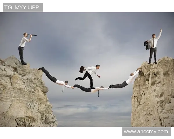 武汉羽毛球队在锦标赛中的团队协作表现分析与点评 武汉羽毛球队在锦标赛中的团队协作表现分析与点评